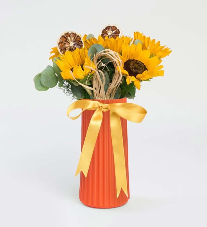 Turuncu Polimer Vazoda Ayçiçekleri